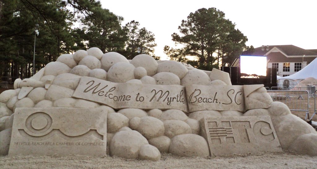 Republican Debate Sand Sculpture